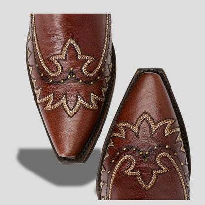 Bota Tradicional En Piel Genuina Para Dama